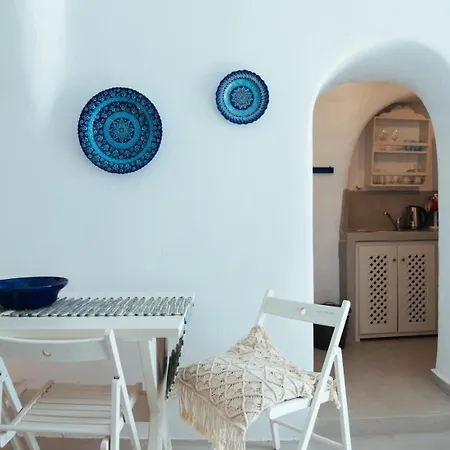 Blu Bianco Cave House By Sv 度假居