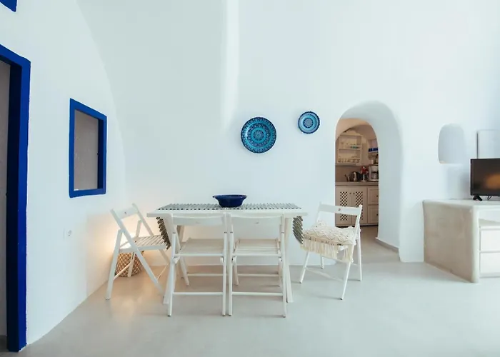 Blu Bianco Cave House By Sv Semesterbostad
